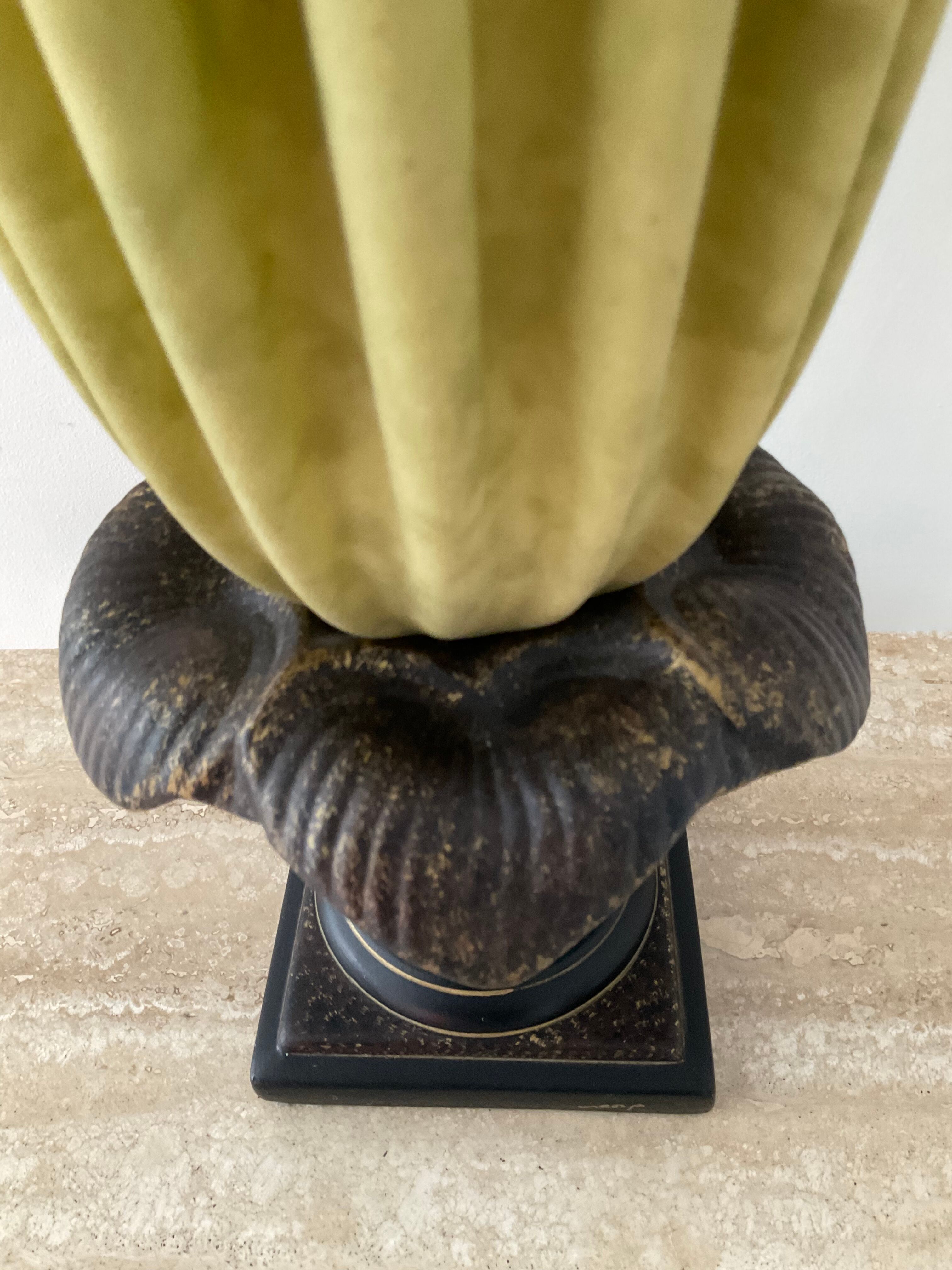 Georgia Jacob gold leaf lamp from the 70s and 80s signed