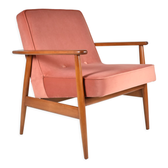 Pink velvet armchair, designer M. Zielinski, 1960s, Poland