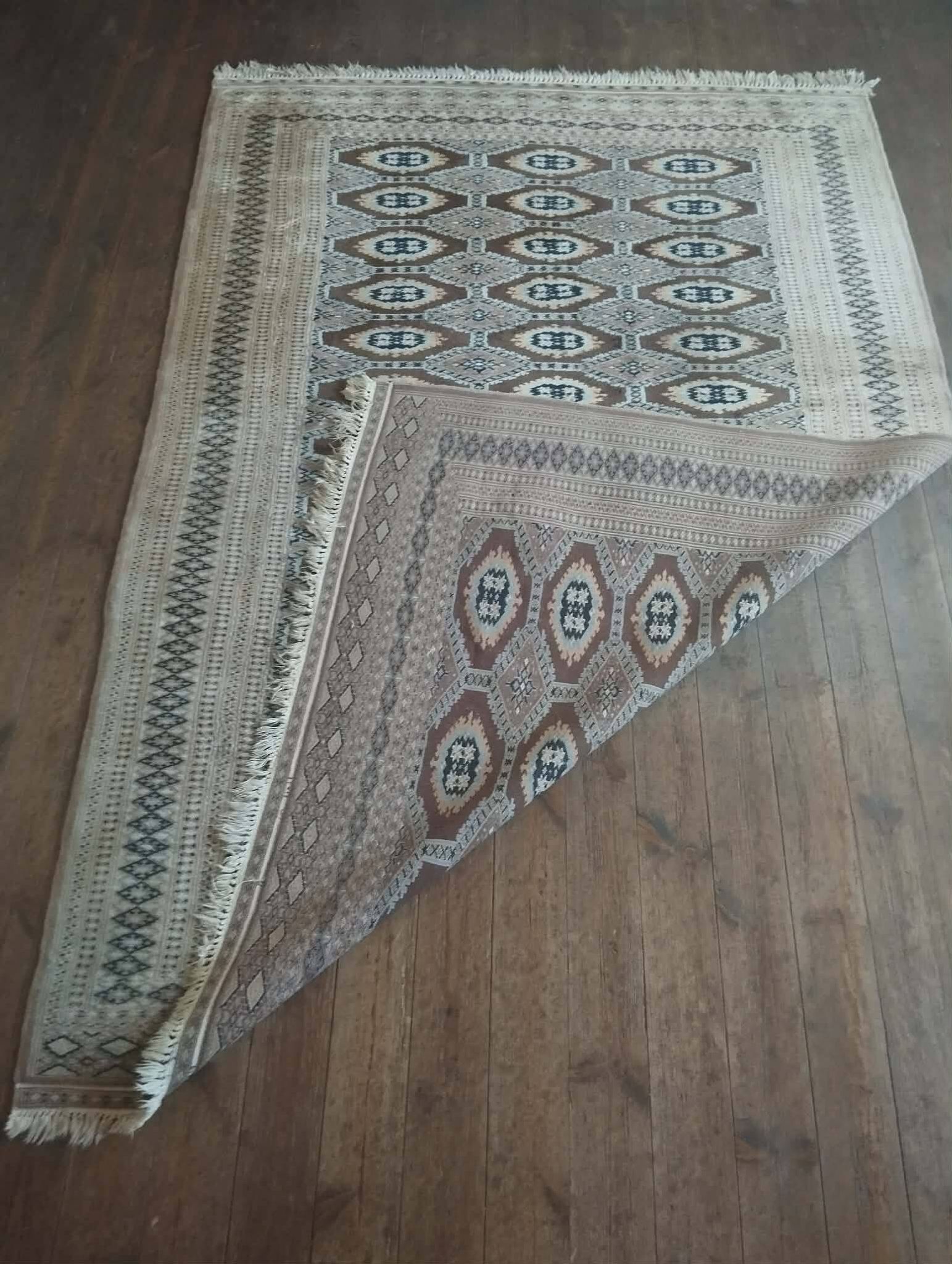 Tapis Pakistanais Boukhara fait main 230x161cm