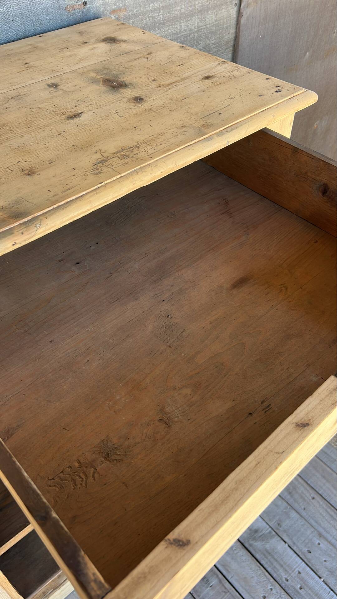 Ancien buffet de campagne bois brut