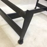 LC4 long chair in foal by Le Corbusier for Cassina