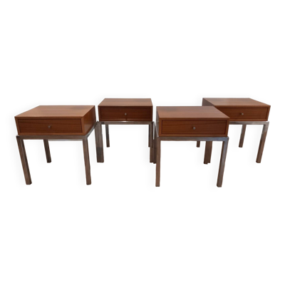 Tables de chevet 4 pièces années 70 Italie