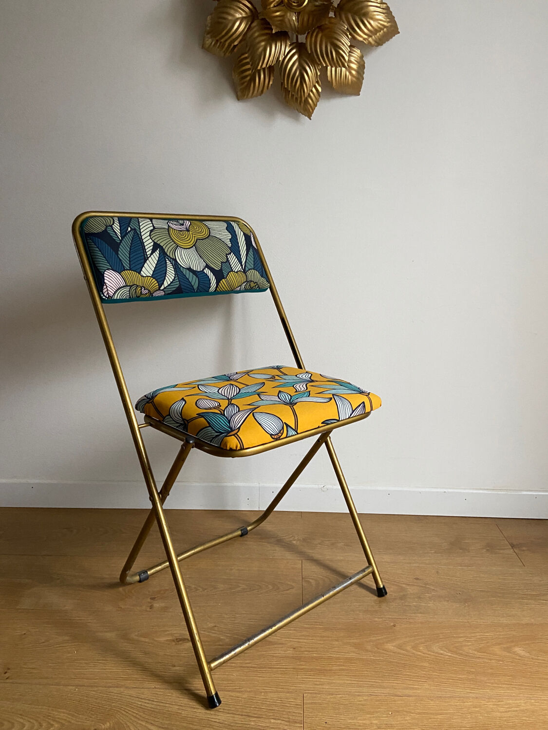 Vintage folding chair lafuma revisited yellow and blue floral fabrics