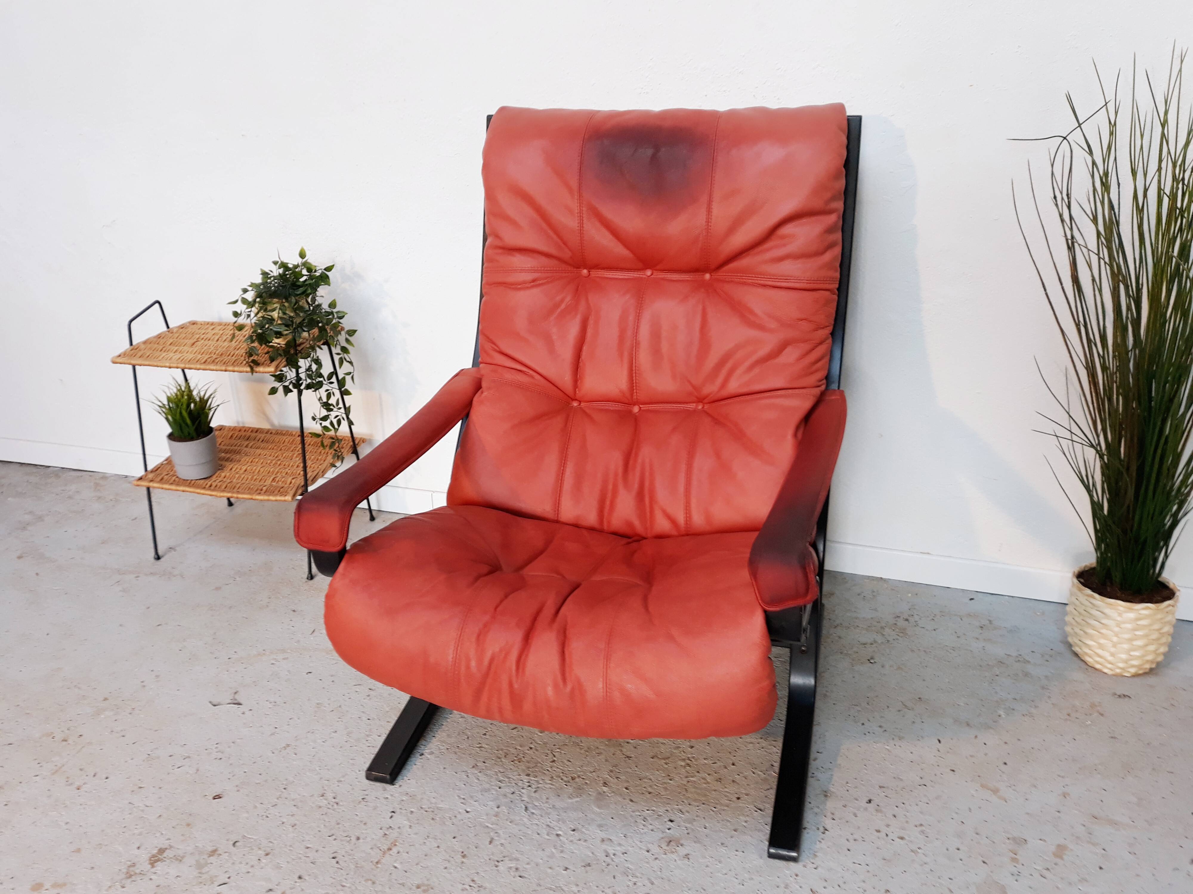 Vintage siesta armchair by Ingmar Relling