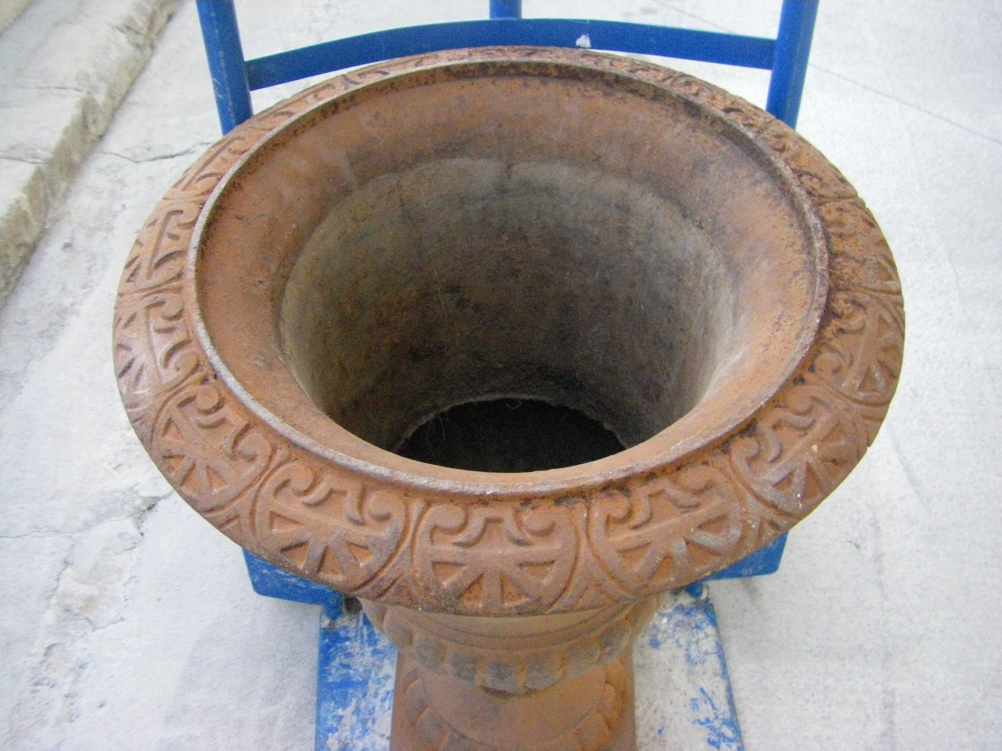 Paire de vases Médicis