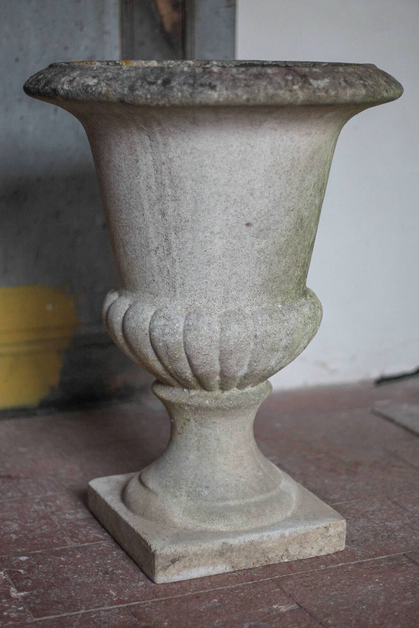 Medicis Grandon Fres planter, plant pot, outdoor pot, p pot