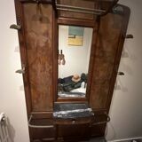 Wall coat rack