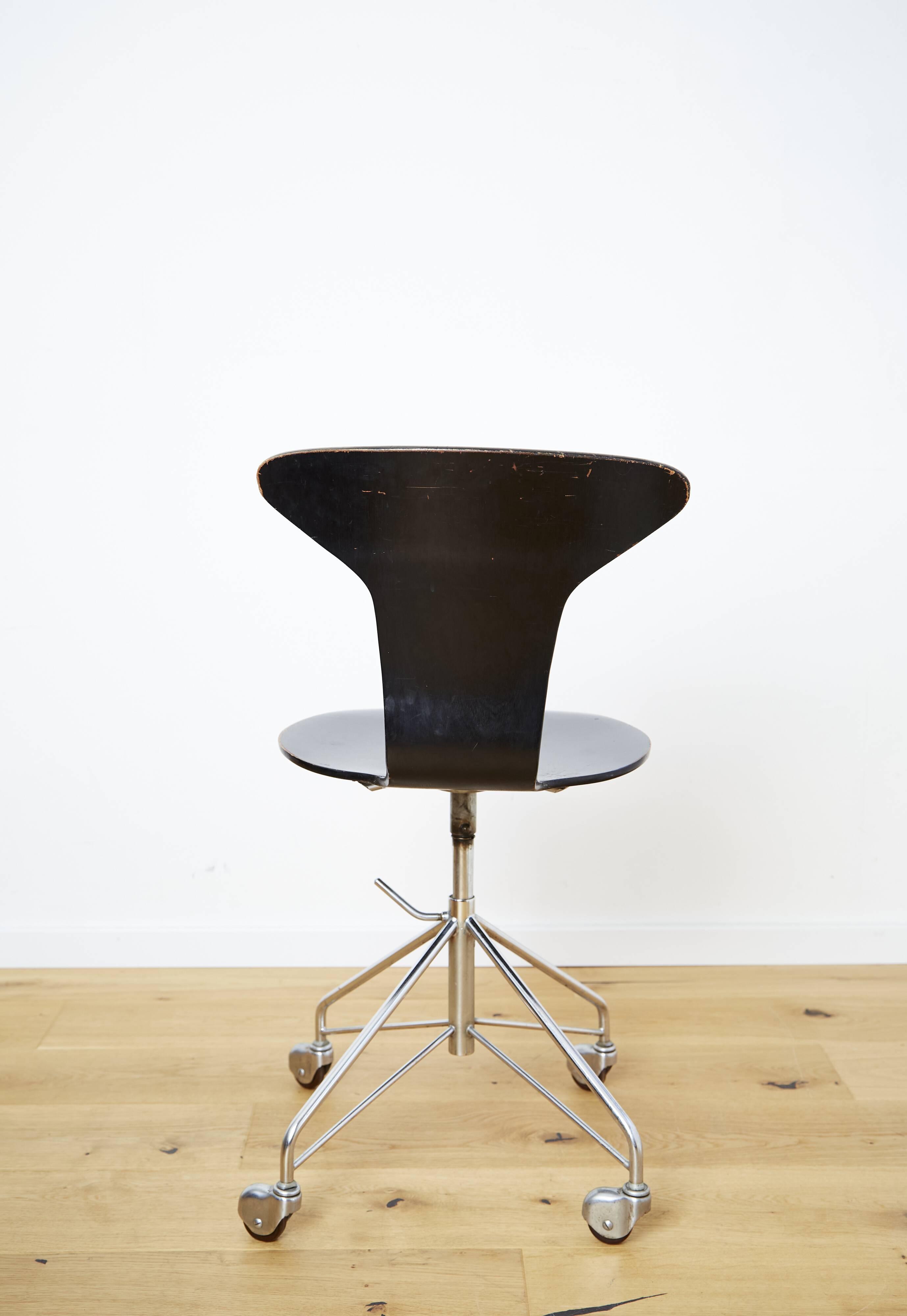 Arne Jacobsen 3115 Mosquito Office Chair for Fritz Hansen
