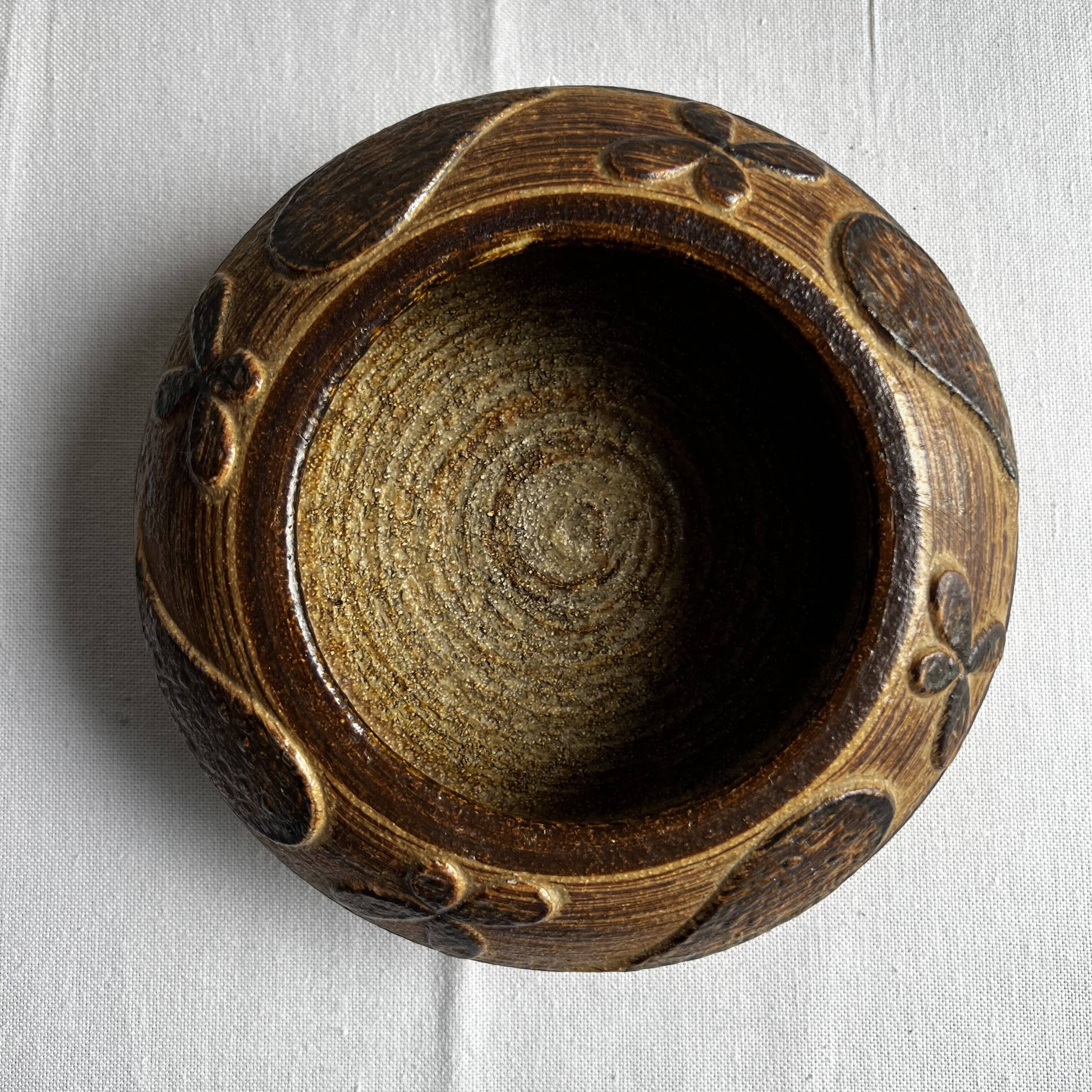 Modernist raw stoneware coupe by Haico Nitzsche for Søholm, Denmark.