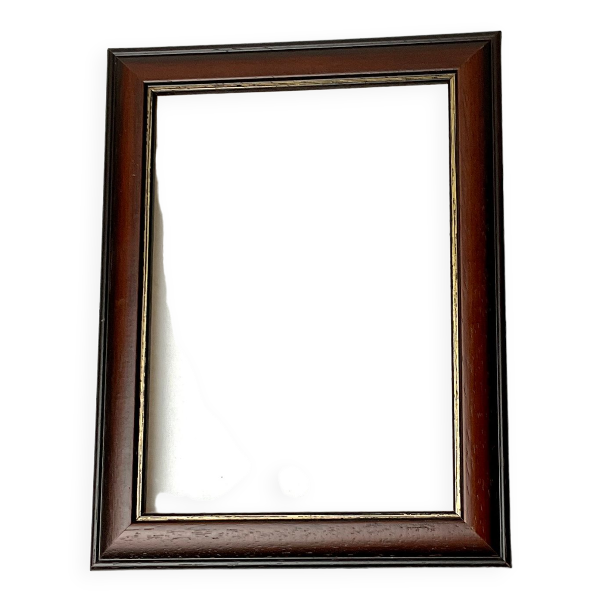 Old wooden frame with fine hama gilding