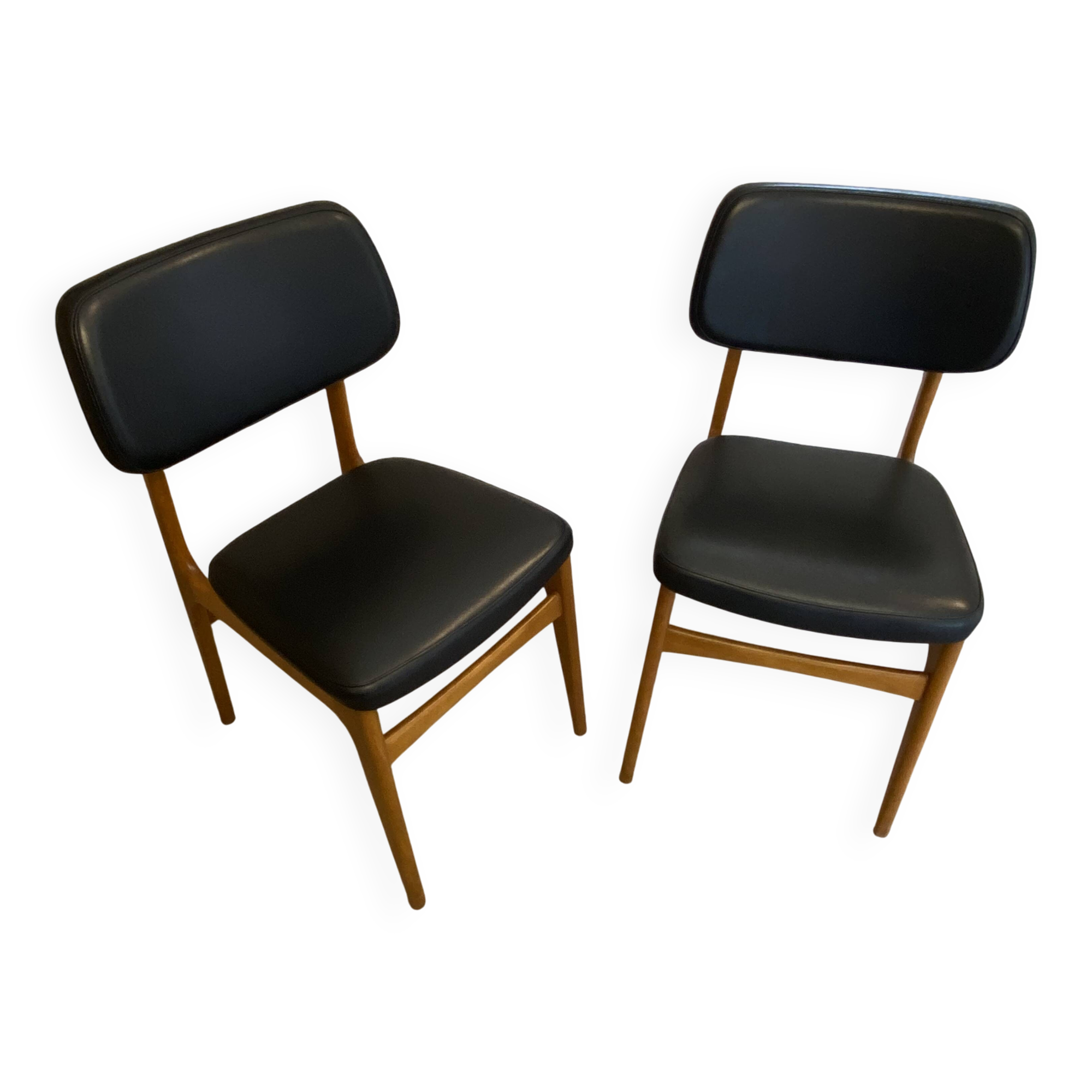 Pair of stella chairs scandinavian design