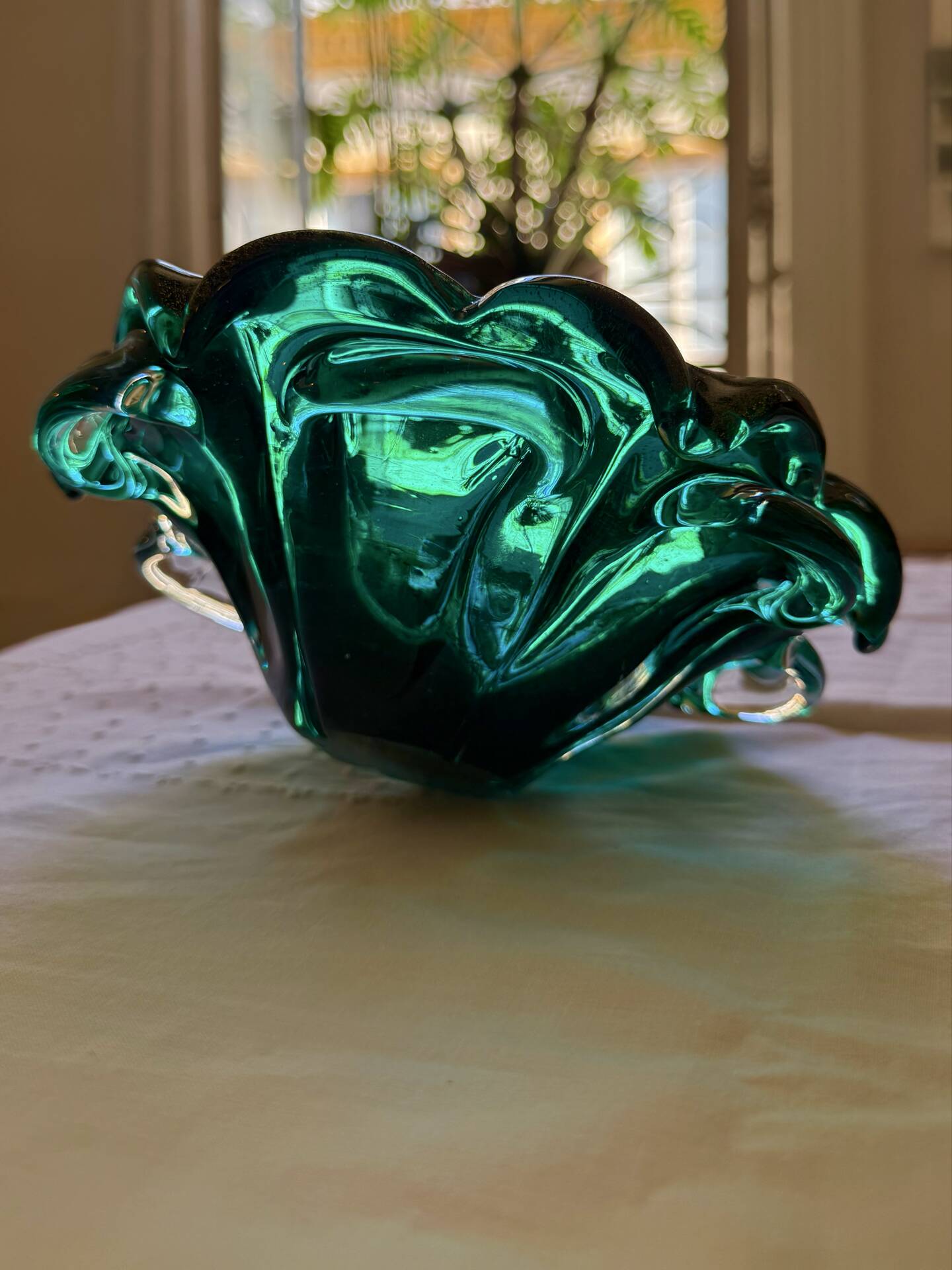 Bowl / pocket emptier / glass centrepiece in Murano style from the 1970s.