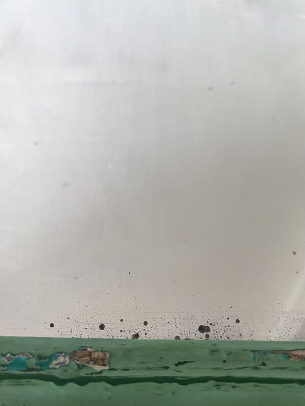 Miroir ancien classique – cadre bois et plâtre – repeint vert années 60