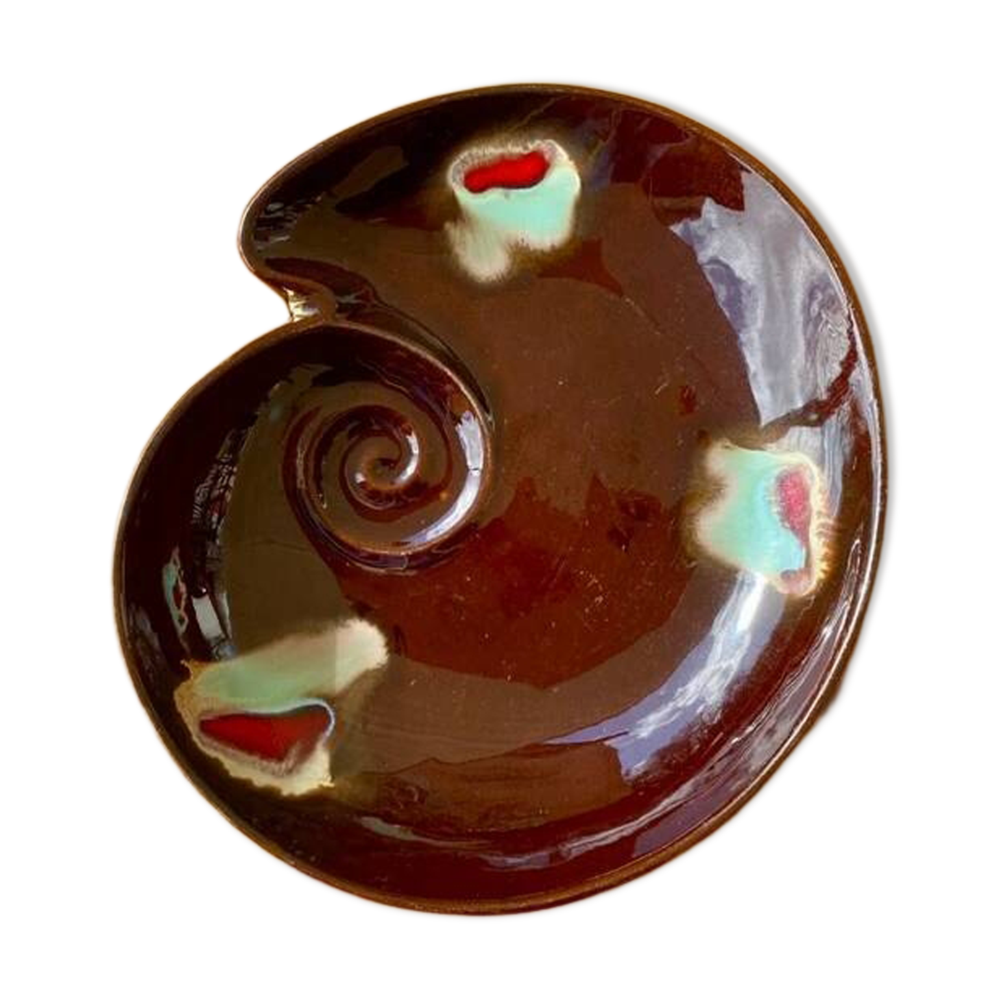 Large ceramic shell dish