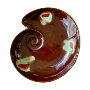 Large ceramic shell dish