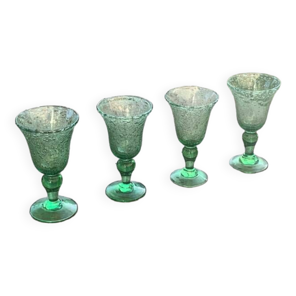 Lot De 4 Grands Verres A Vin En Verre Soufflé Et Bullé De Couleur Vert Vin