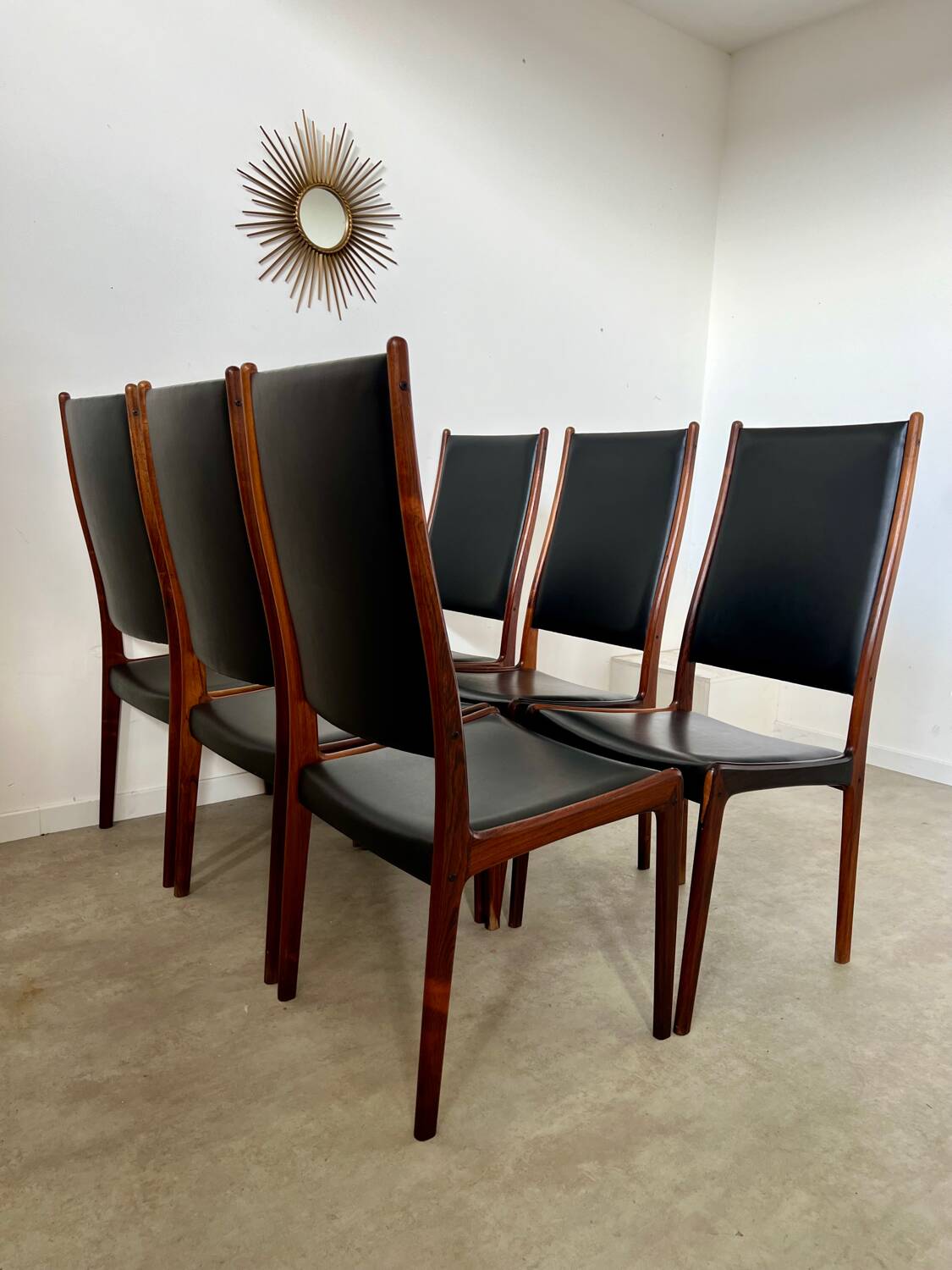 Arne Ovmand Olsen Mogens Kold Lot 6 anciennes chaises scandinave design Denmark en palissandre vintage
