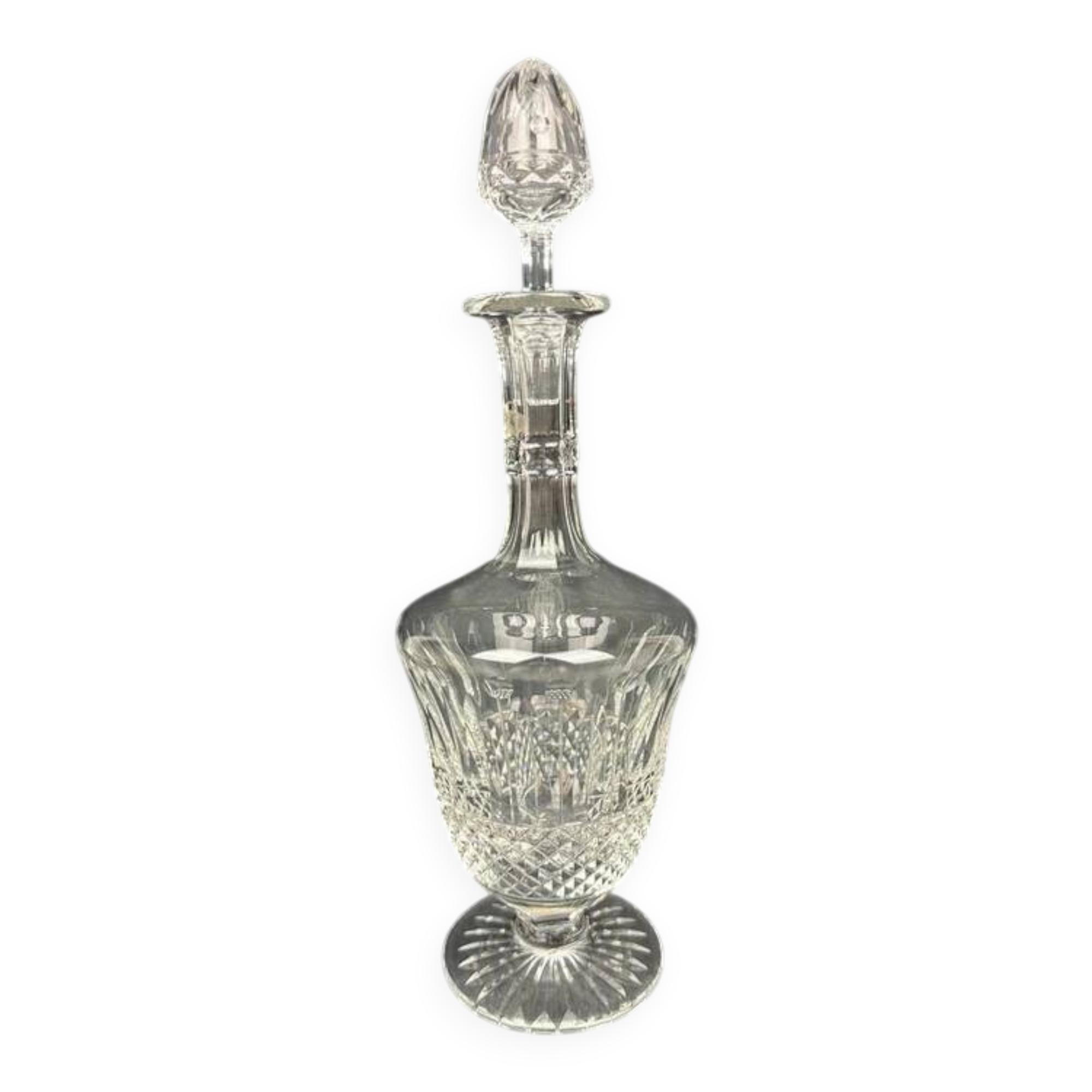 Cut crystal wine decanter, Tommy model from Saint Louis