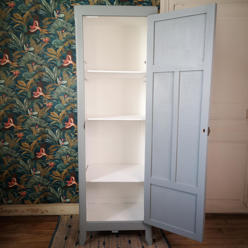 Former boarding school locker room