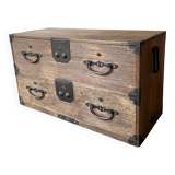 Japanese chest of drawers (tansu)