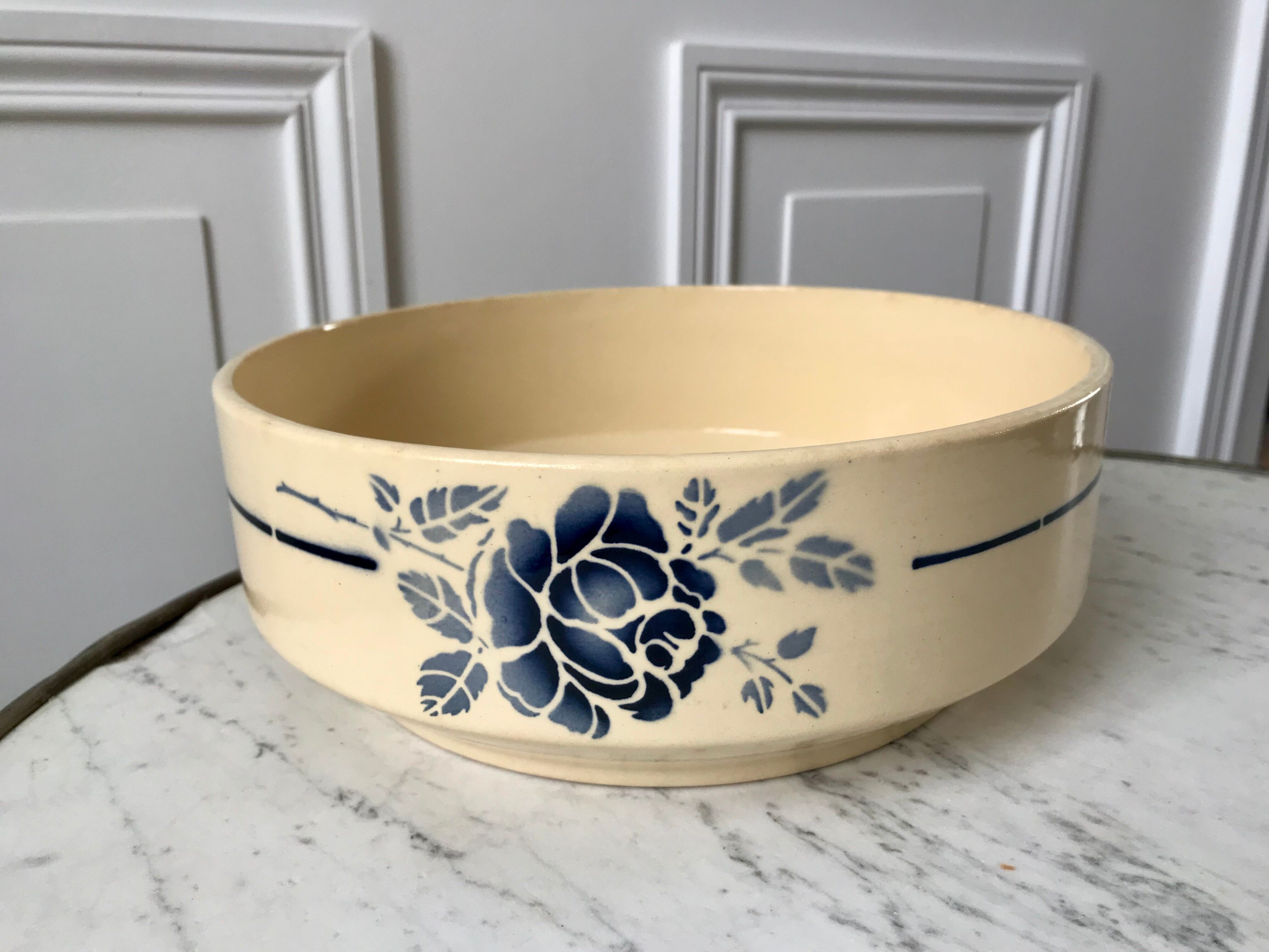 Salad bowl blue flowers saint-amand 30s-40s