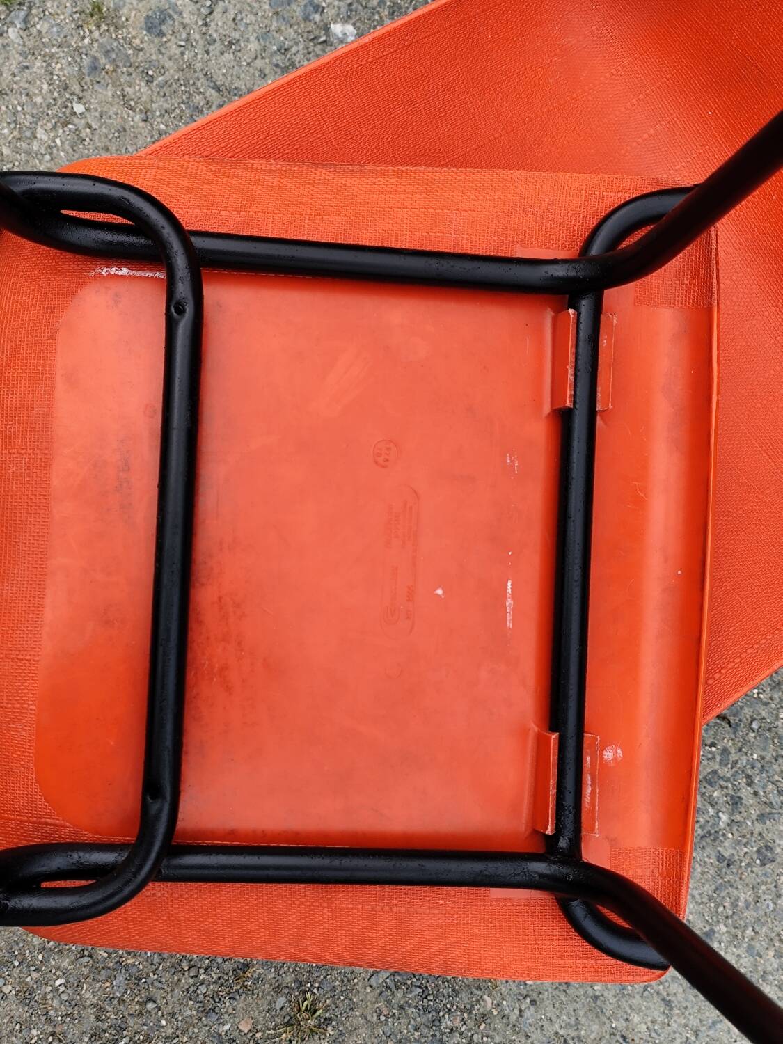 Pair of Fantasia Grosfillex shell chairs