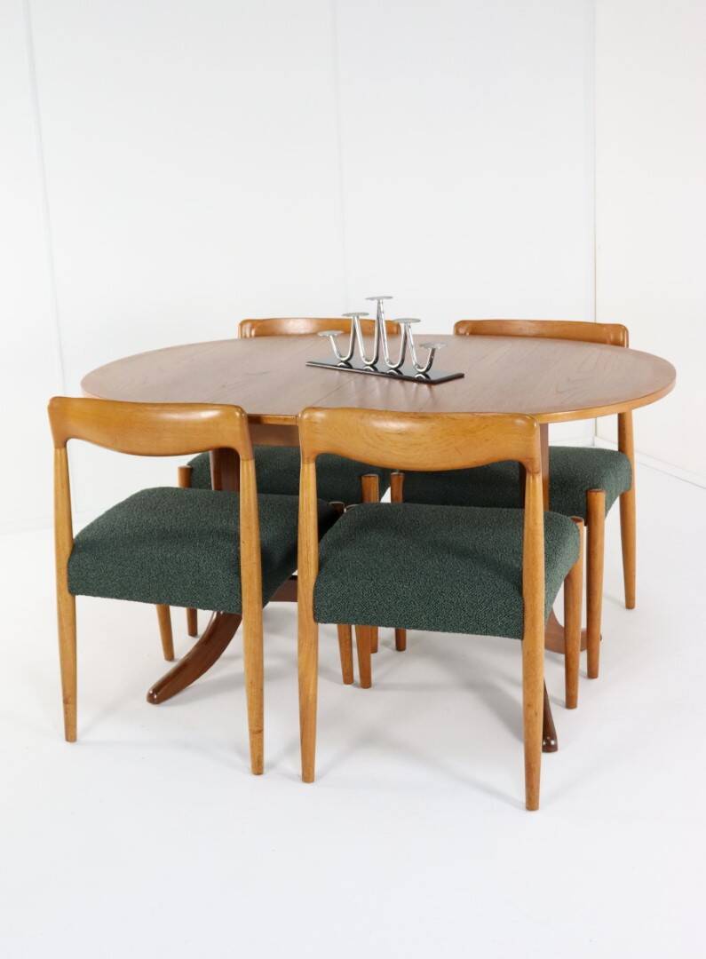 Set of 4 Danish Chairs 'Bjerremose'