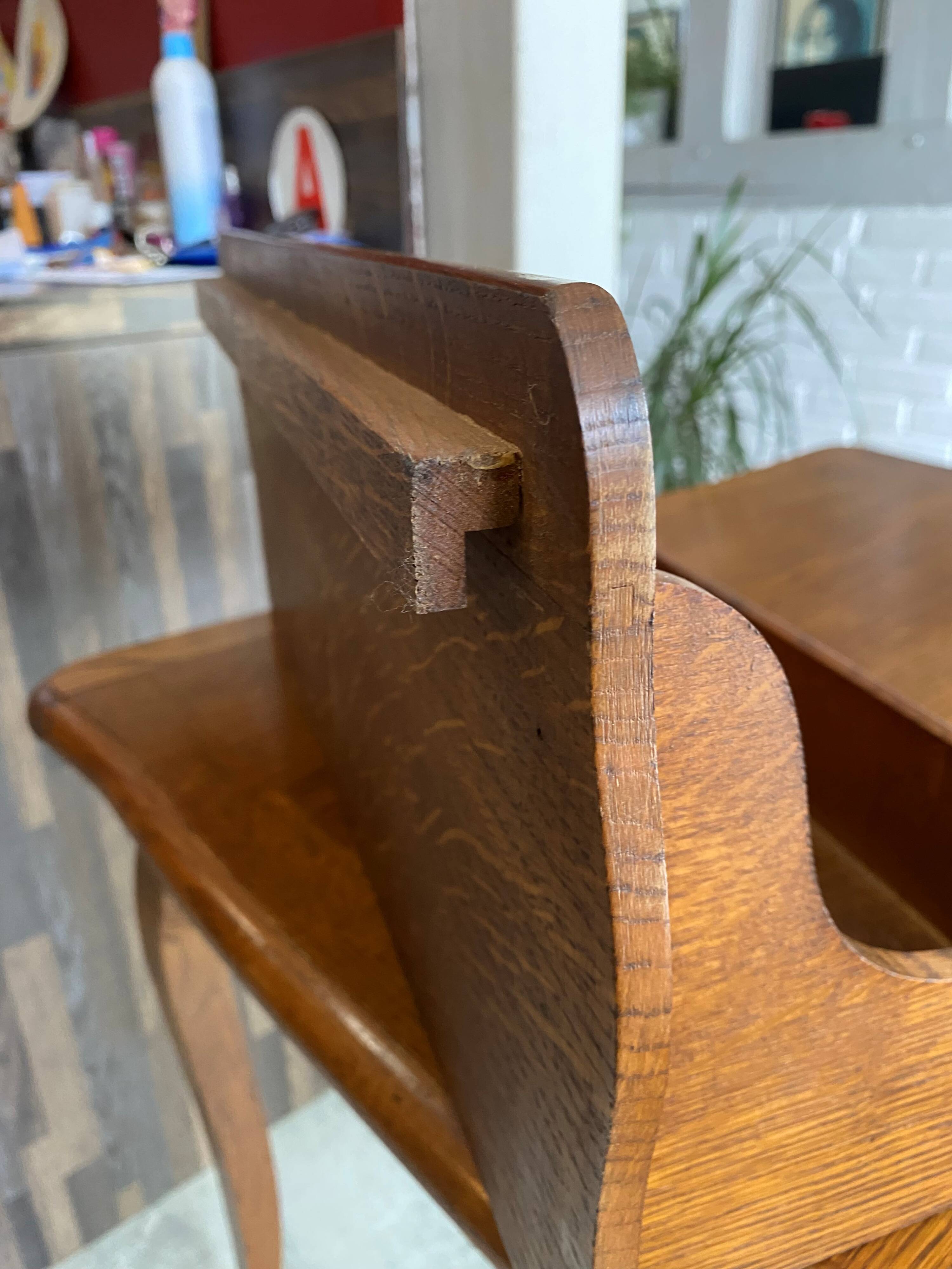 Oak desk, 1 drawer and 1 removable document holder, 1950