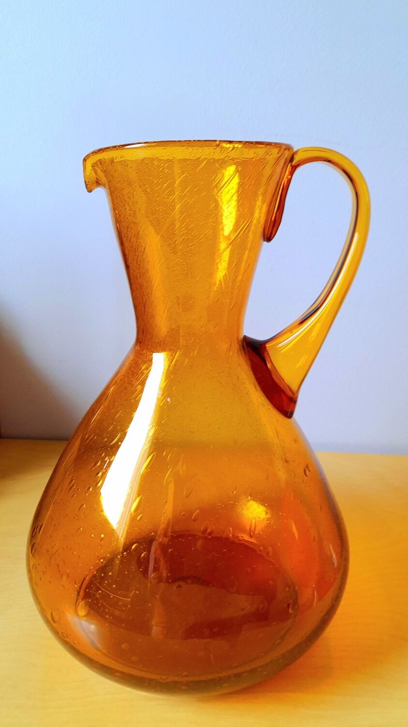 Amber decanter biot 70s