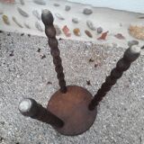 Tabouret tripode bois tourné