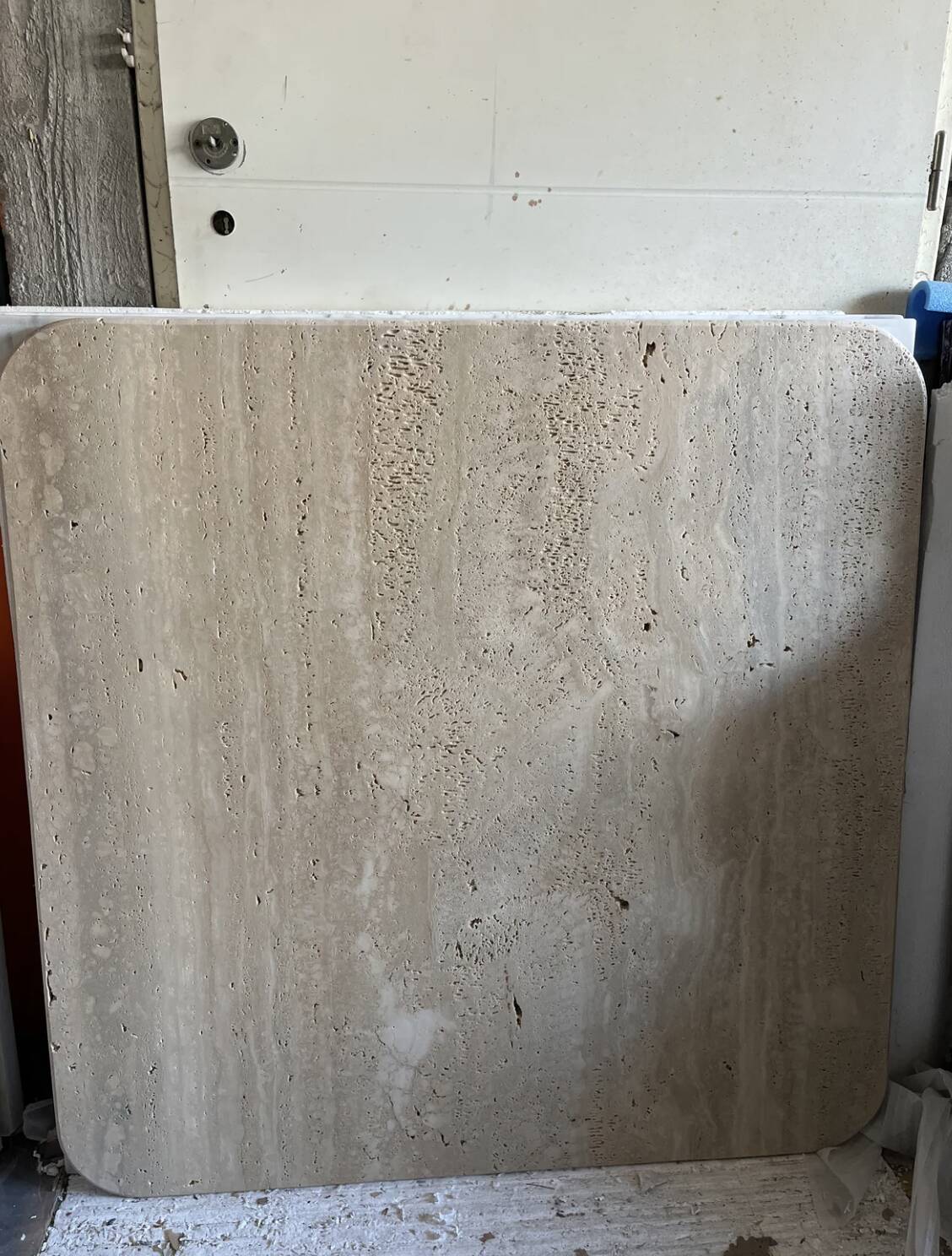 Square coffee table 100% Roman Travertine