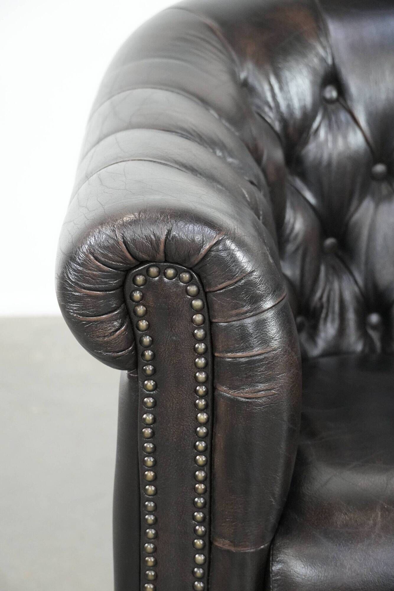 Luxury dark cowhide Chesterfield club armchair in English style