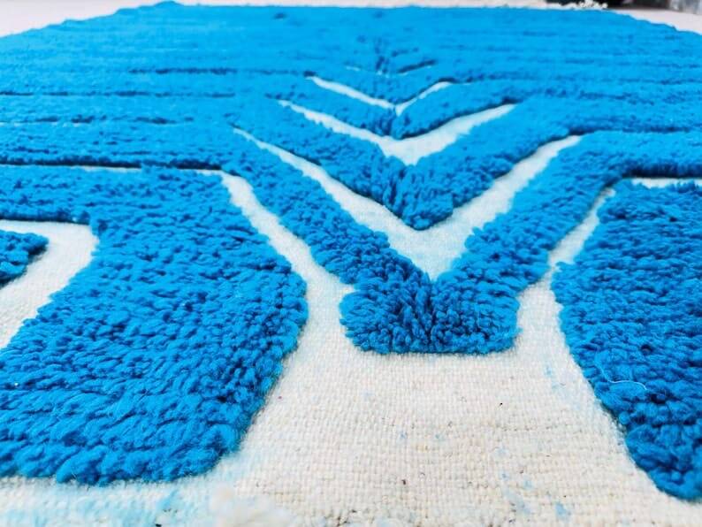 Traditional handmade pure wool rug, size 150 x 250 cm