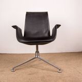 Danish armchair in black leather and chromed steel, model fk 6725 or “tulip chair” by preben fabricius