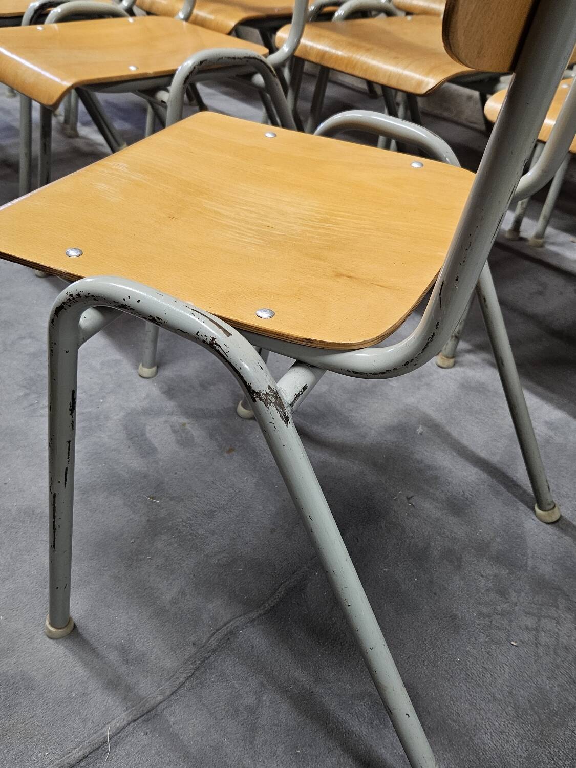 Lot of 18 vintage stackable bistro chairs 1970