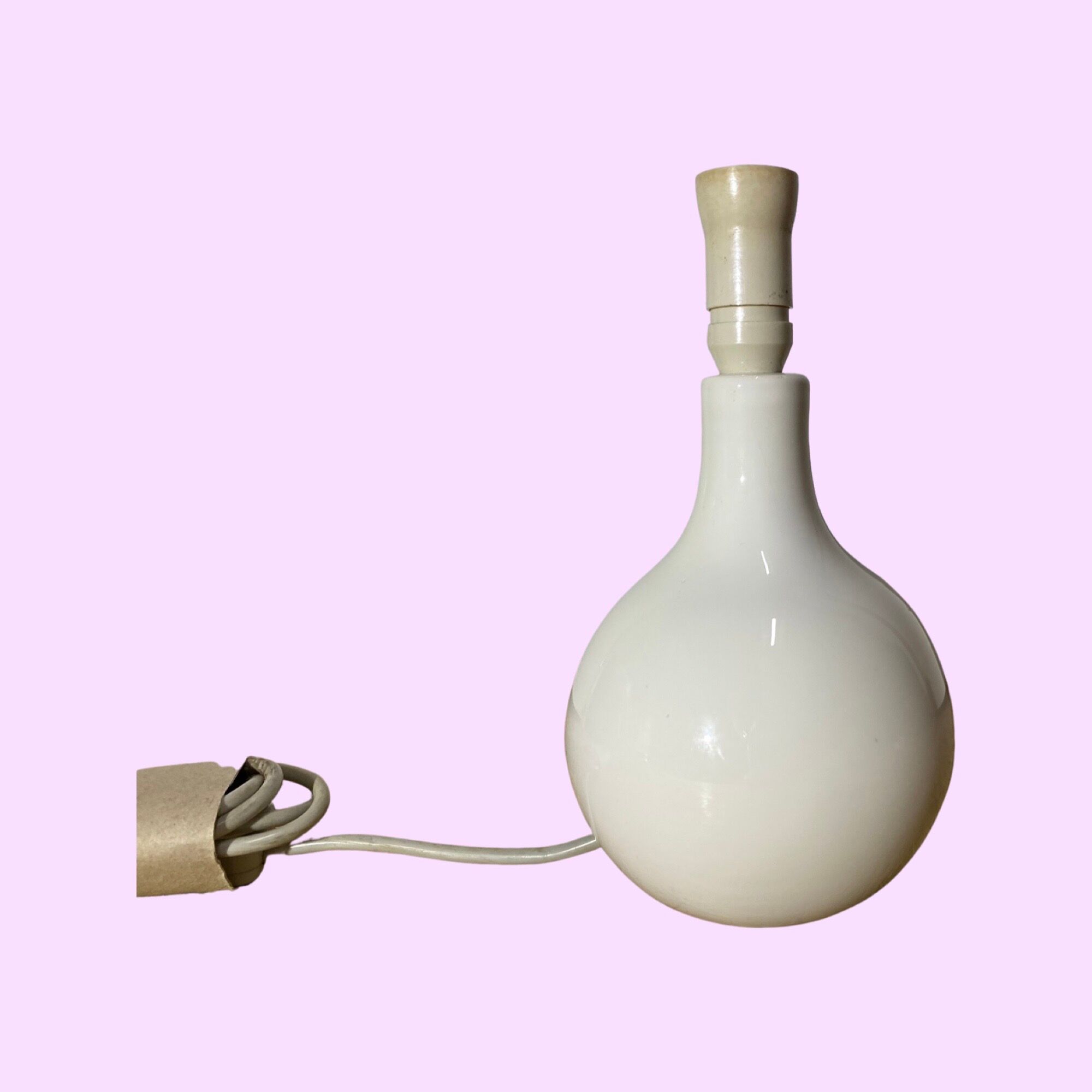 White vintage danish desk light | scandinavian table lamp from the mid century made in denmark