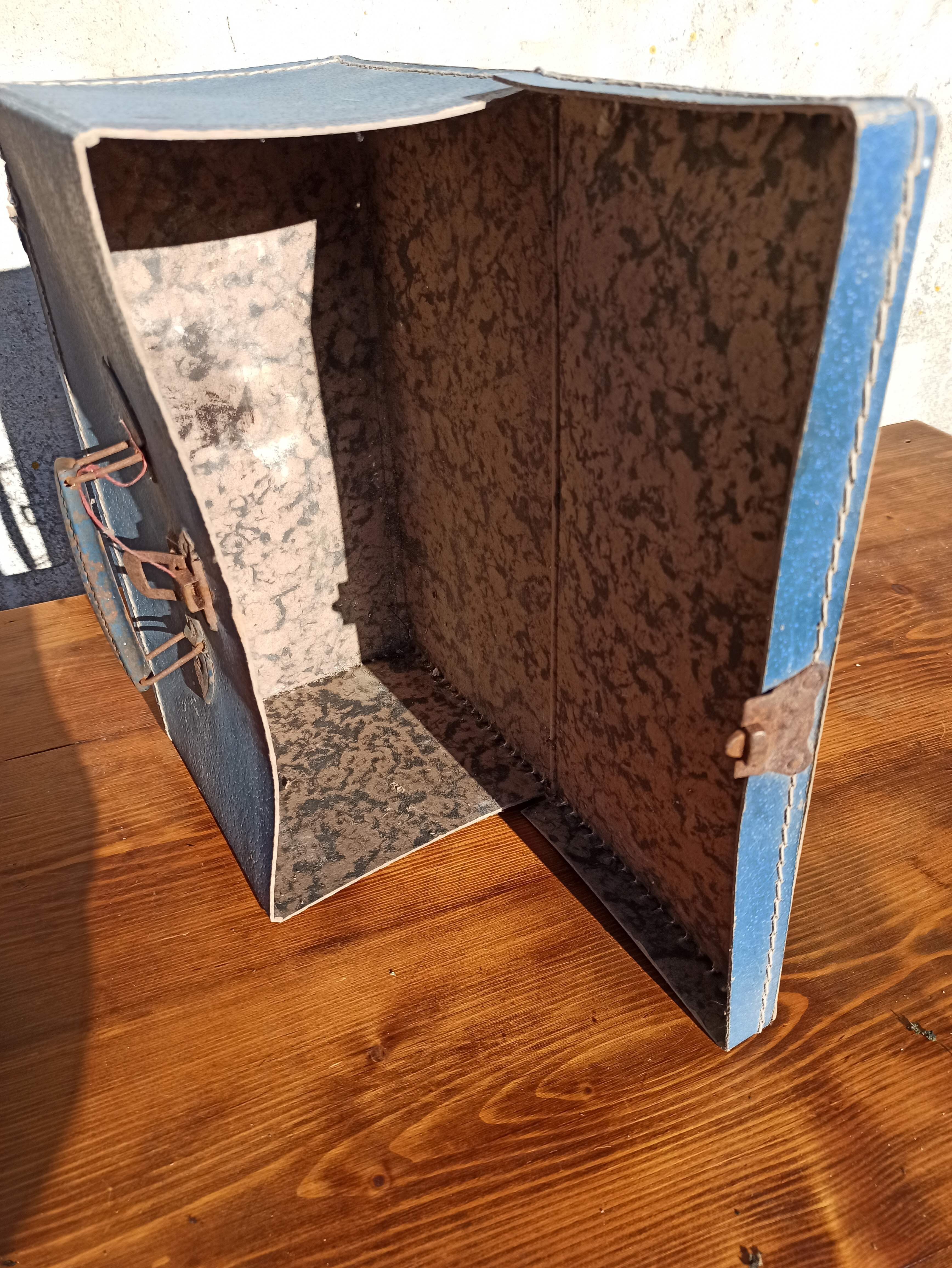 Set of 3 old cardboard suitcases
