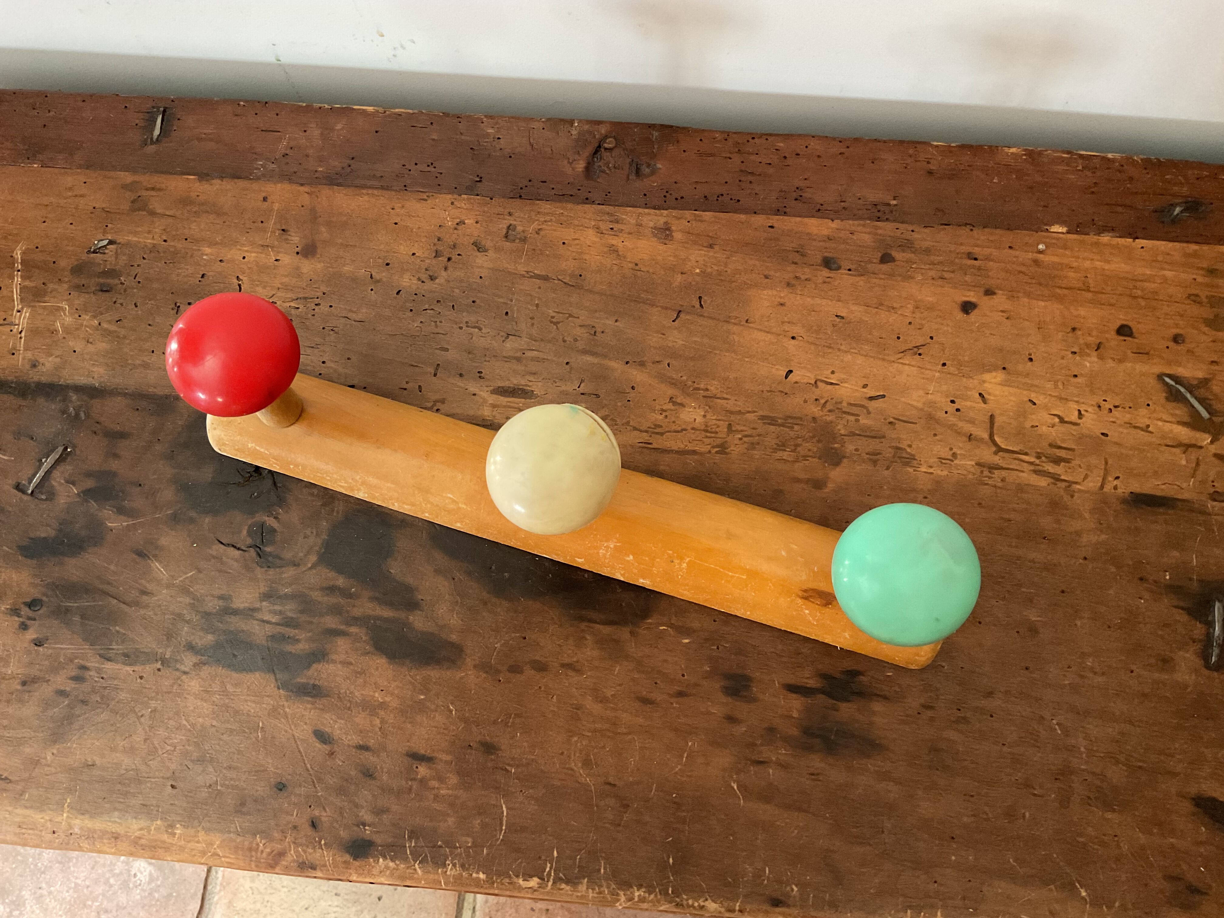 Patère en bois 60s
