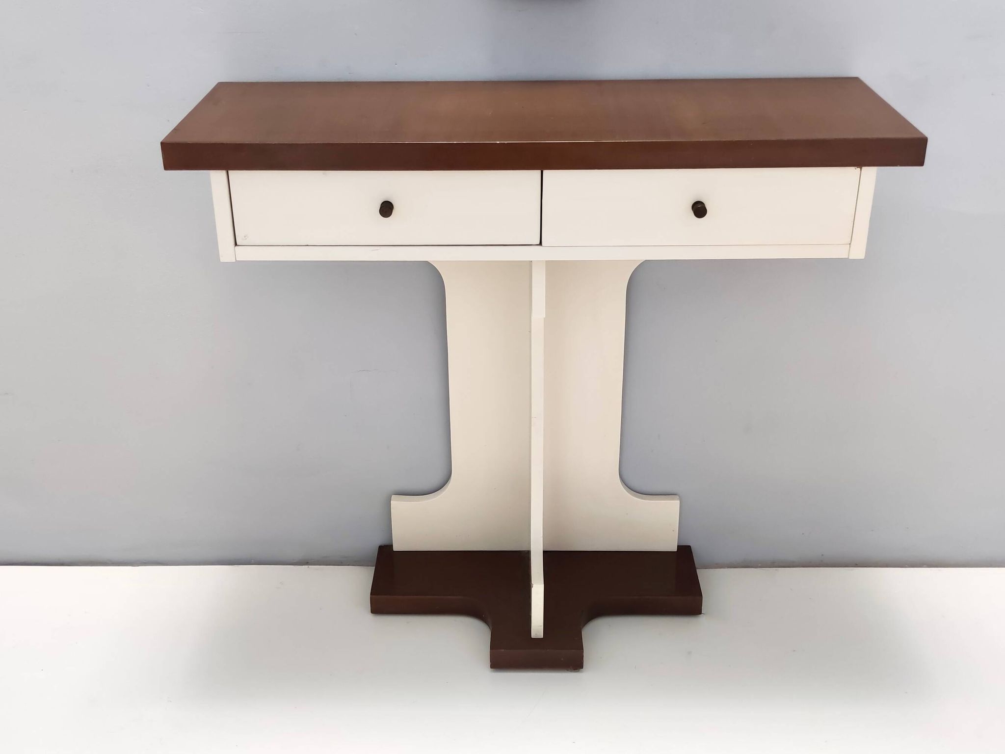 Postmodern Ivory Lacquered Walnut Wall Mirror and Console Table, Italy