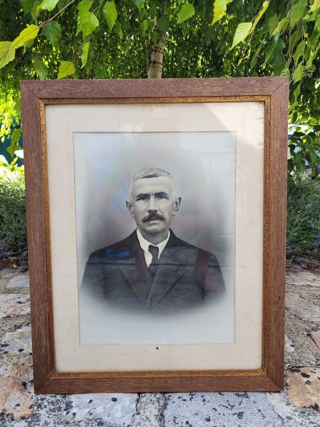 Framed portrait of a man.