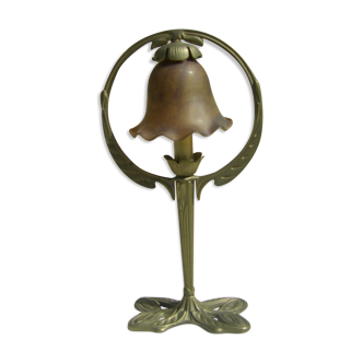 Art nouveau style lamp