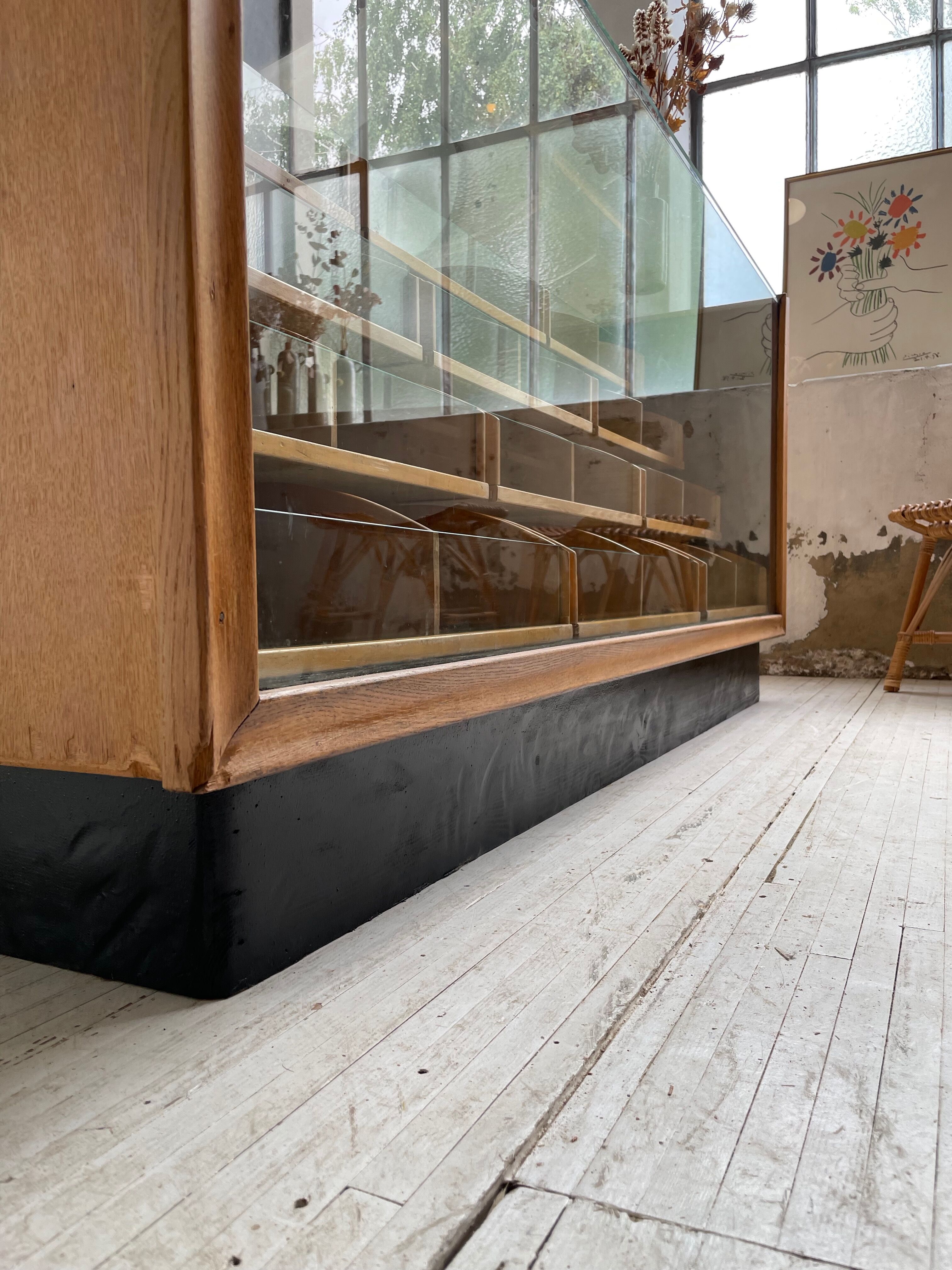 Glass trading post 50s