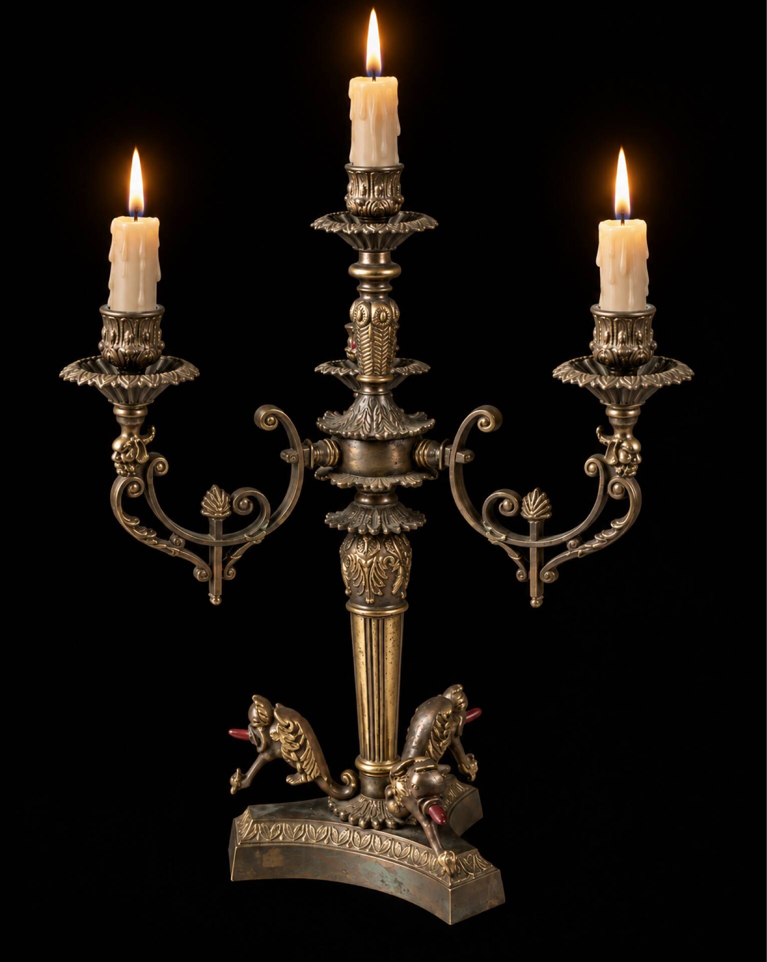 Antique candelabrum with 4 lights – 19th century neo-Renaissance style