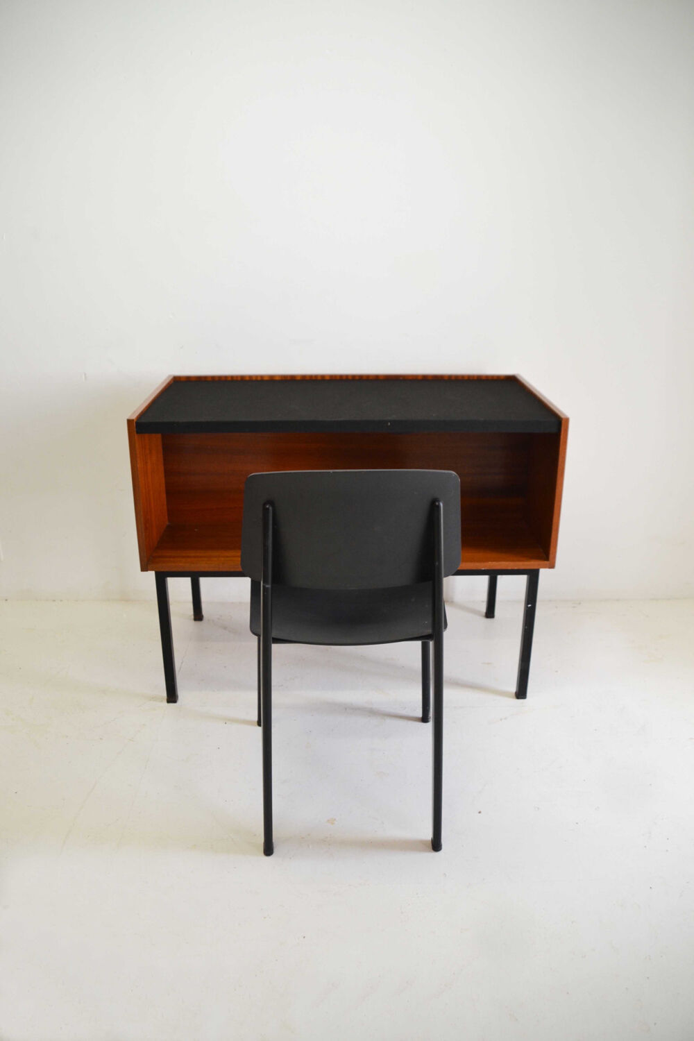 Claude Vassal's Office for Pilot Stores