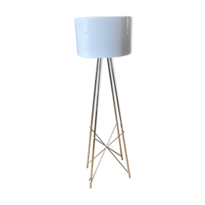 Lampadaire ray f1 de Rodolfo Dordoni édité par Flos