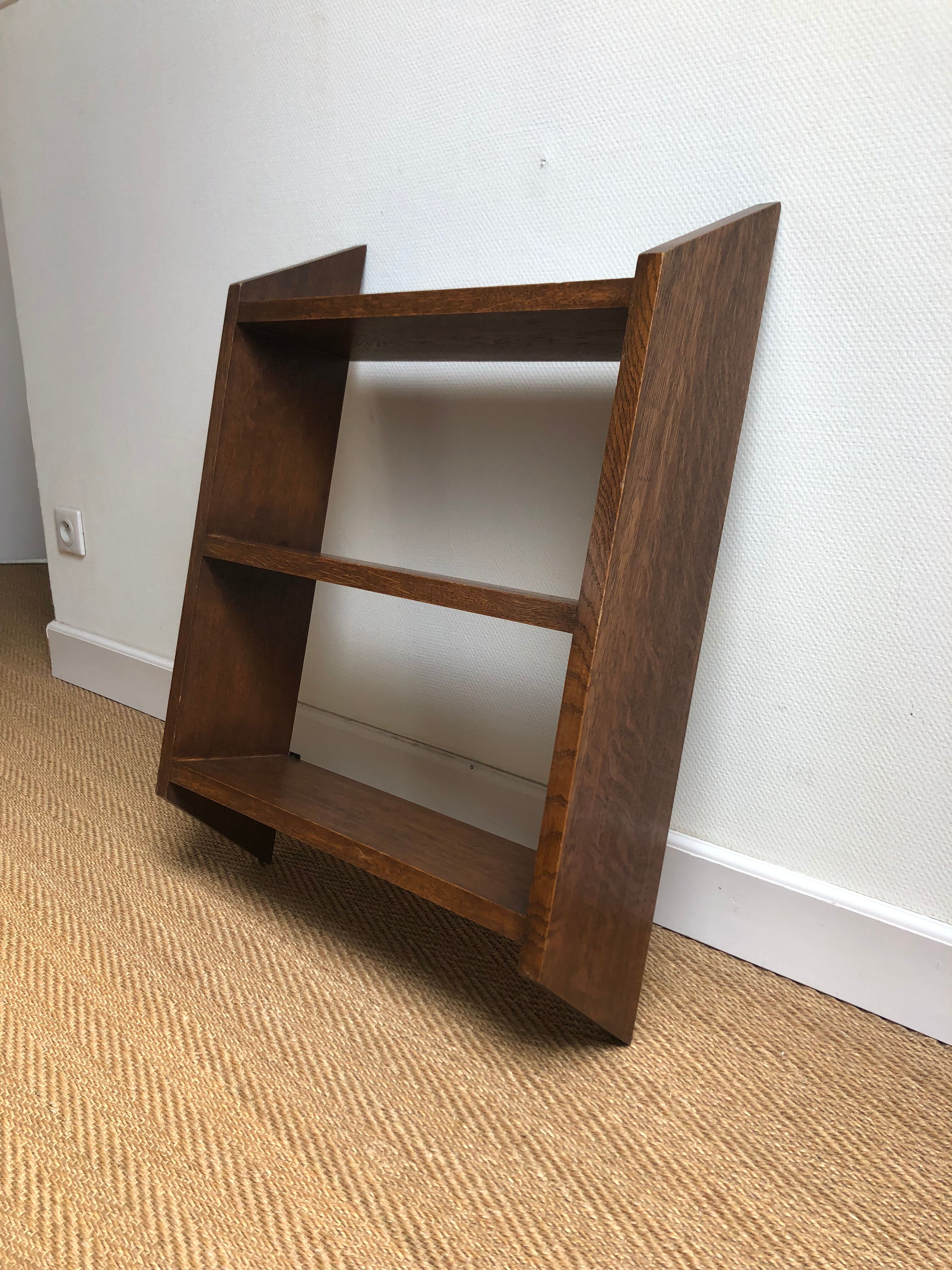 Wall shelf