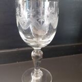 Batch of 9 engraved glasses