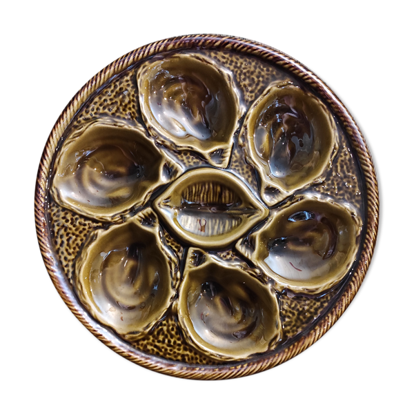 Assiette d’huîtres Français millésimées en Majolique de Saint Clément