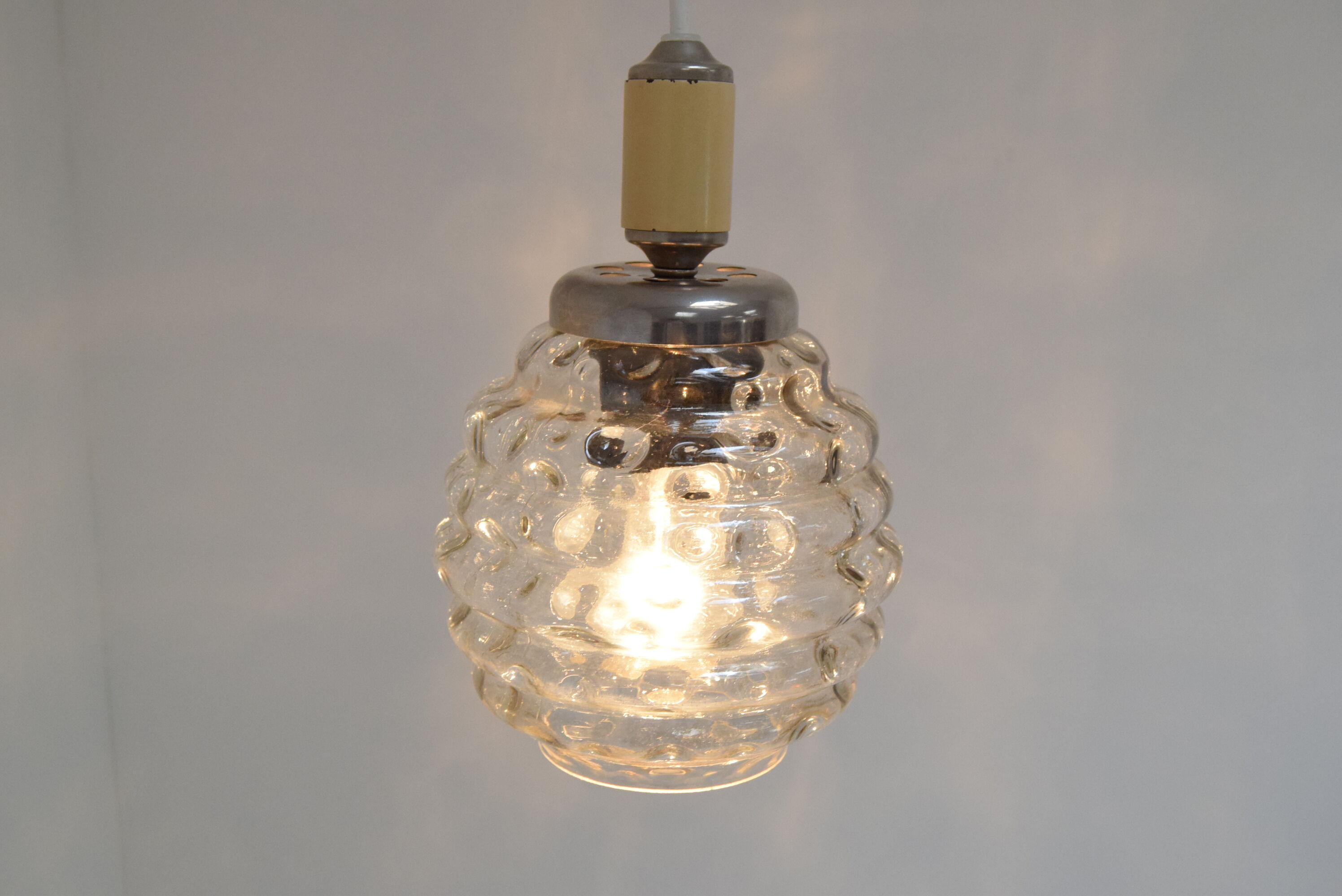 Pendentif en verre du milieu du siècle, années 1960.