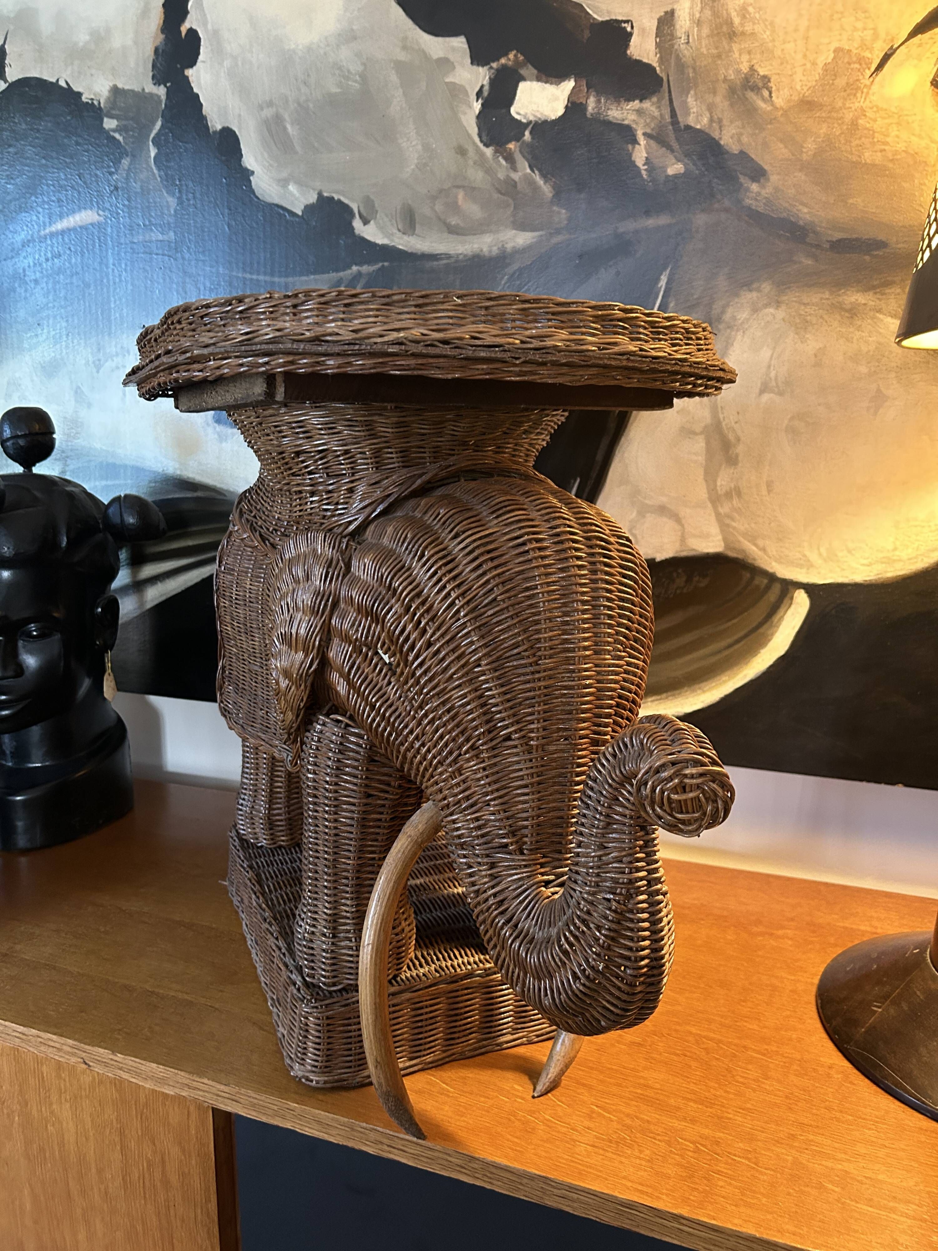 Rattan Elephant table in the style of Vivaï del Sud, Italy 1970